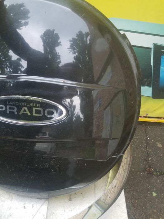 Кожух запаски колпак Toyota Prado 08204-35030