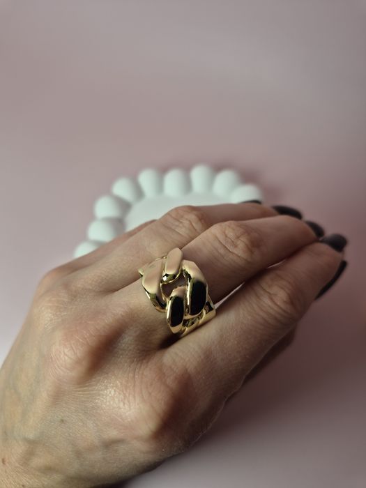 Złoty pierścionek gładki pancerka szeroki r. 15 p. 585