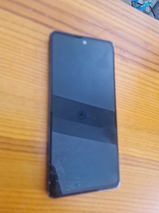 Samsung s20 fe uszkodzony