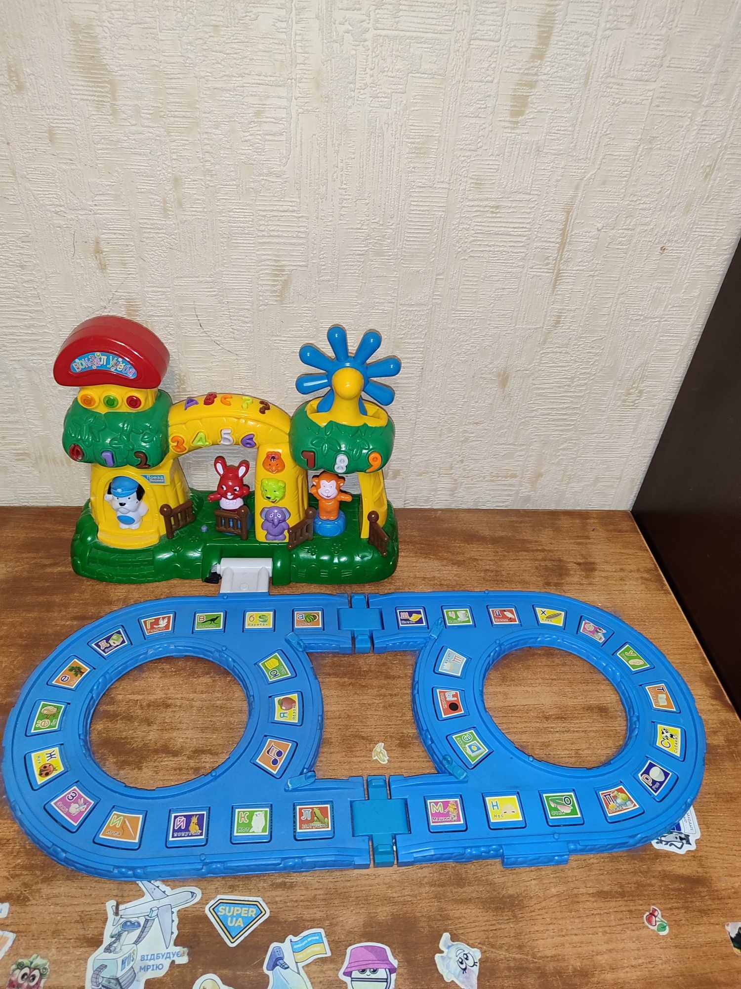Развивающие игрушки для малышей