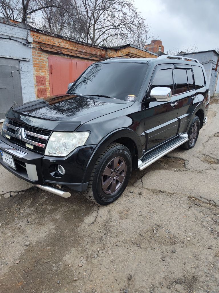 Mitsubishi Pajero Wagon