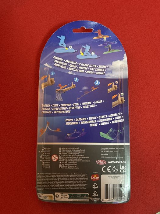 Boneco super elástico