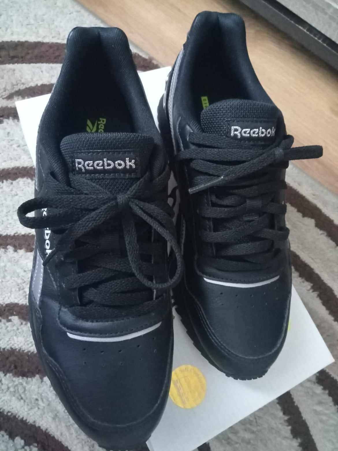 Sprzedam buty damskie Reebok