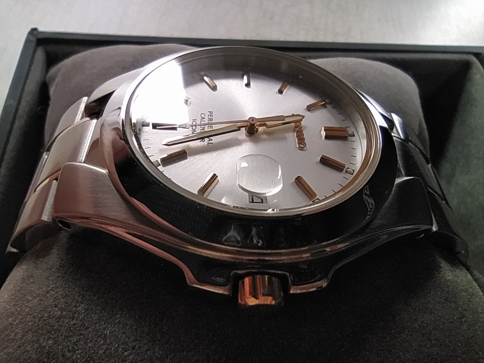 Часы Seiko 8F32 новые