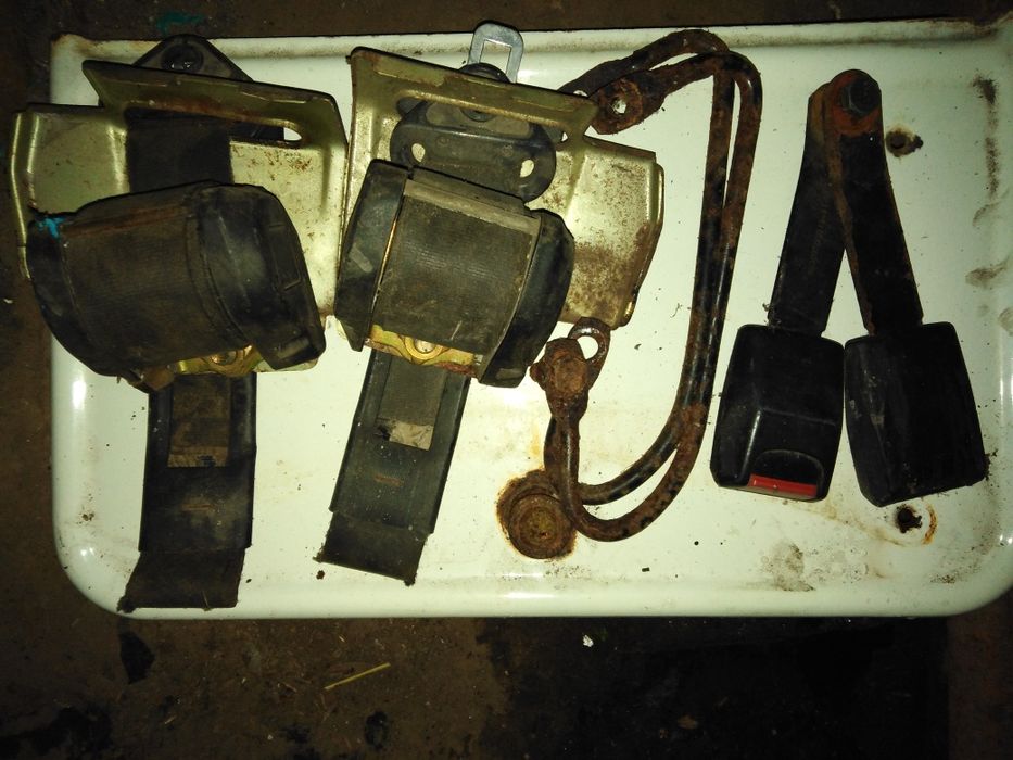 Ремені інерційні