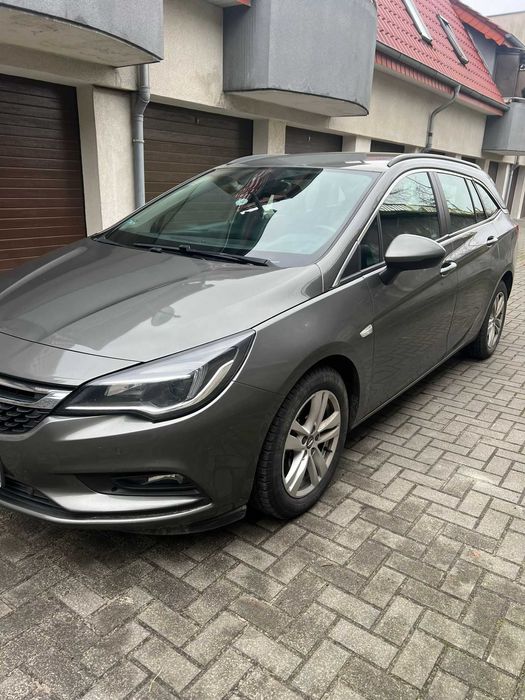 Wypożyczalnia samochodów osobowych Busy Wynajem Lotnisko  Rent a car