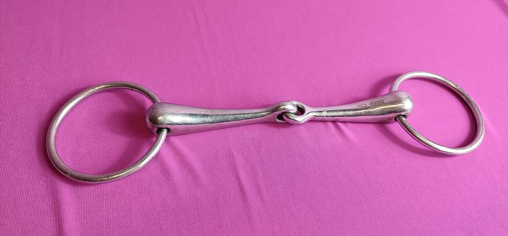 Wędzidło pojedynczo łamane pełne zwykłe - 15 cm / 19 mm (#5)