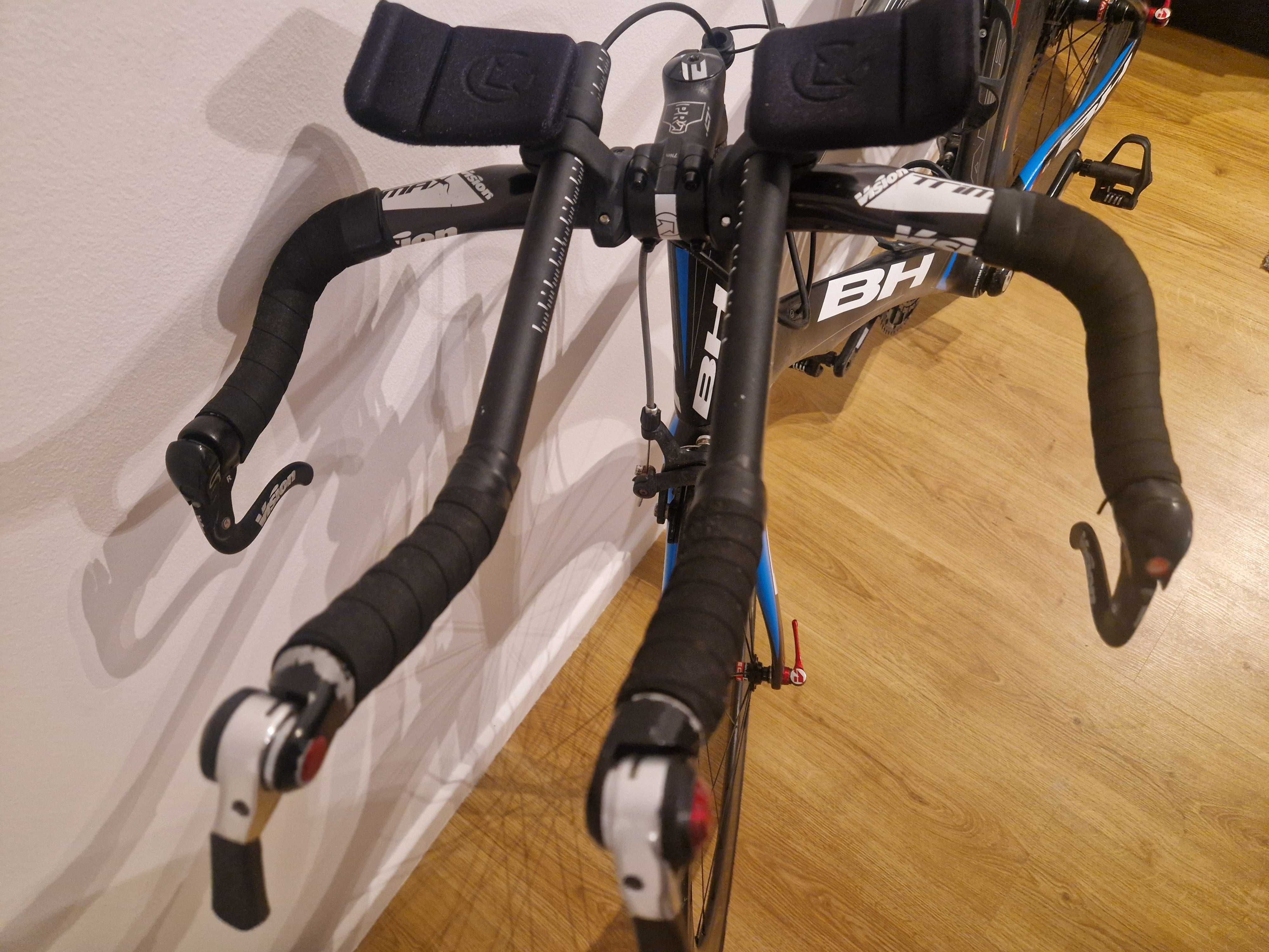 Bicicleta Triatlo TT BH size M