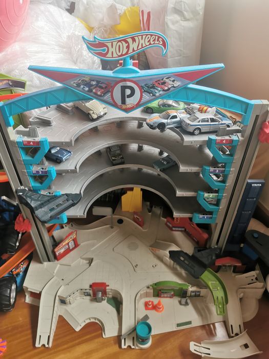 Garagem hot wheels