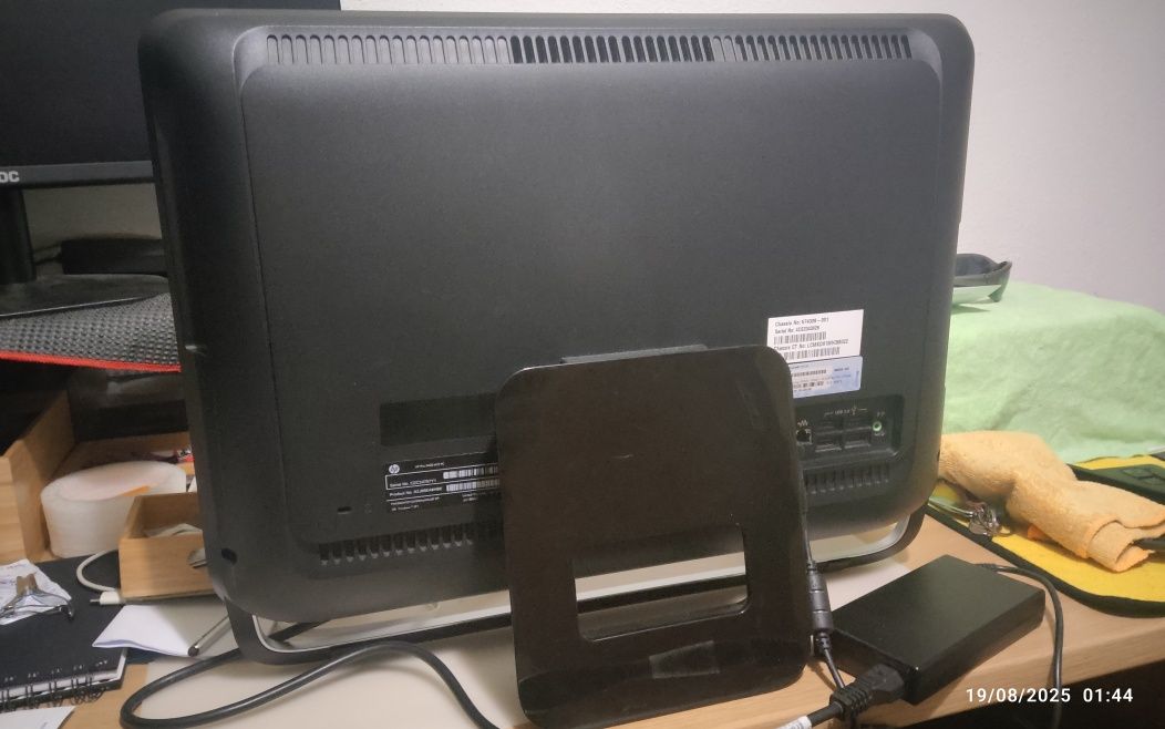 Desktop All-in-One HP Pro 3420 AIO PC com avaria