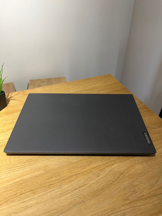 Laptop Lenovo V15 IIL i5-1035G1 8GB/256GB SSD Klasa A-