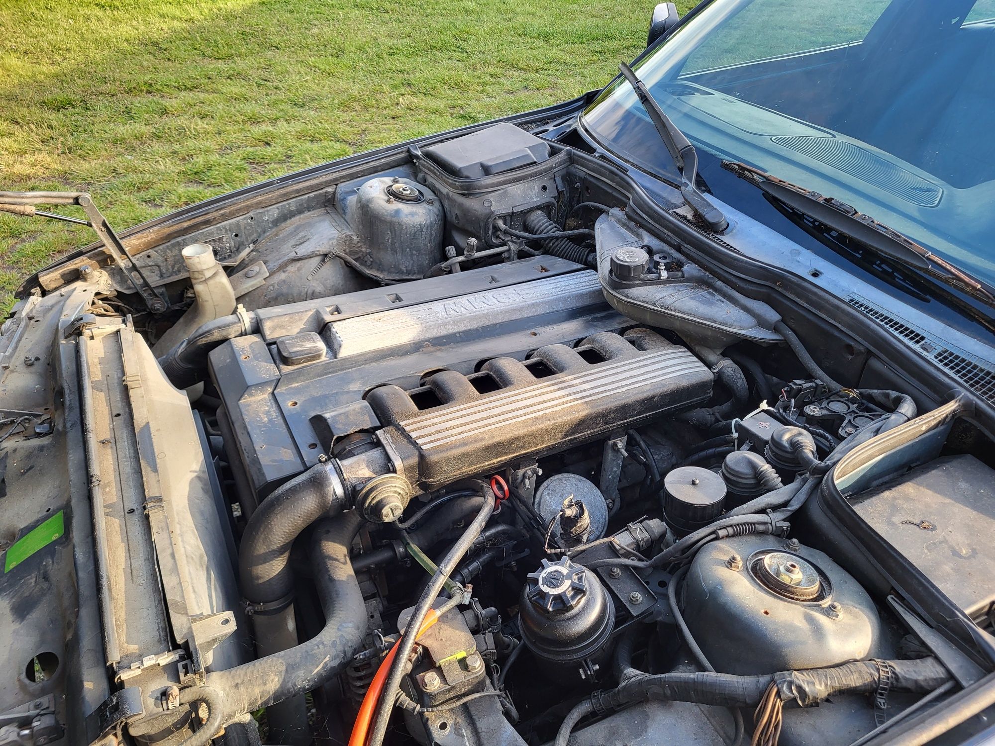 Części BMW E34 2.5 tds m51d25 drzwi błotnik maska lift Shadow Line