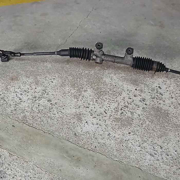 Vendo caixa  de direcção para smart for two de 2001 a 2006