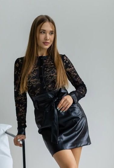 Платье чёрное экокожа