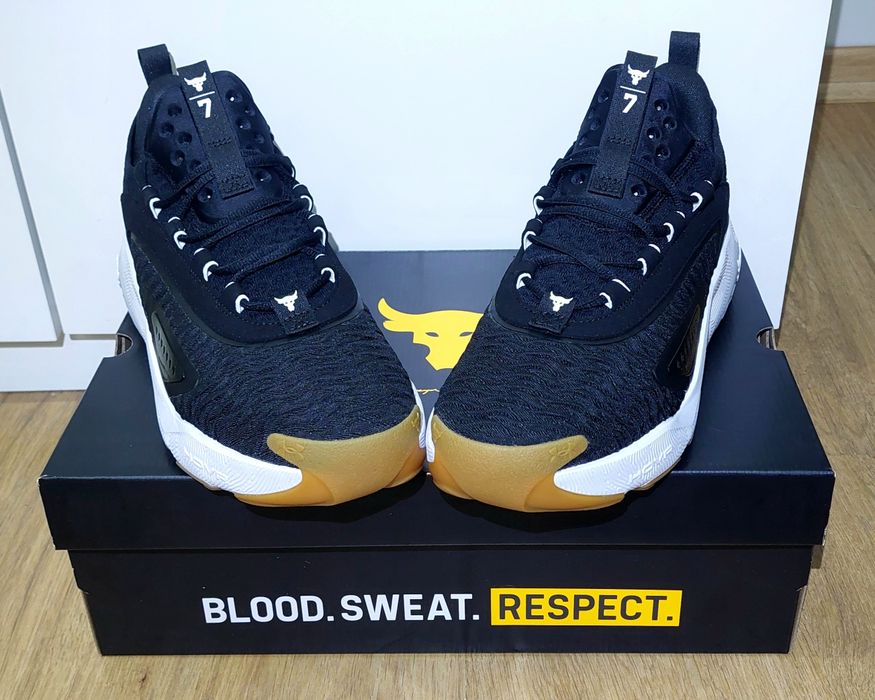 Under Armour Project Rock 7