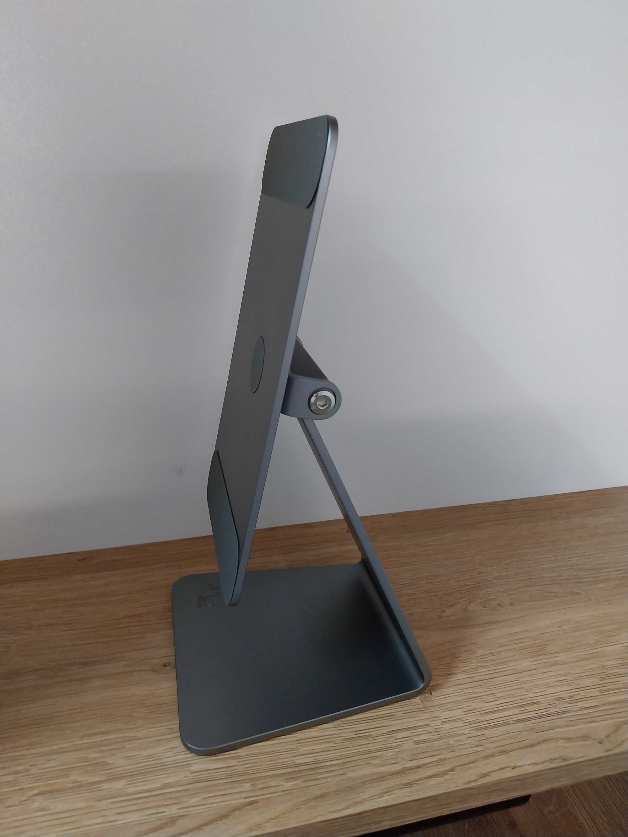 Magnetyczny regulowany stojak do IPAD 11 PRO