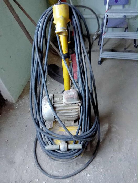 Narzedzia stolarskie. Krajzega, Cykliniarka