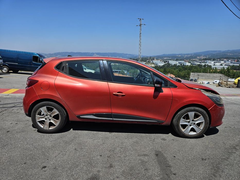 Renault Clio IV 1.5 DCi de 2014 para peças