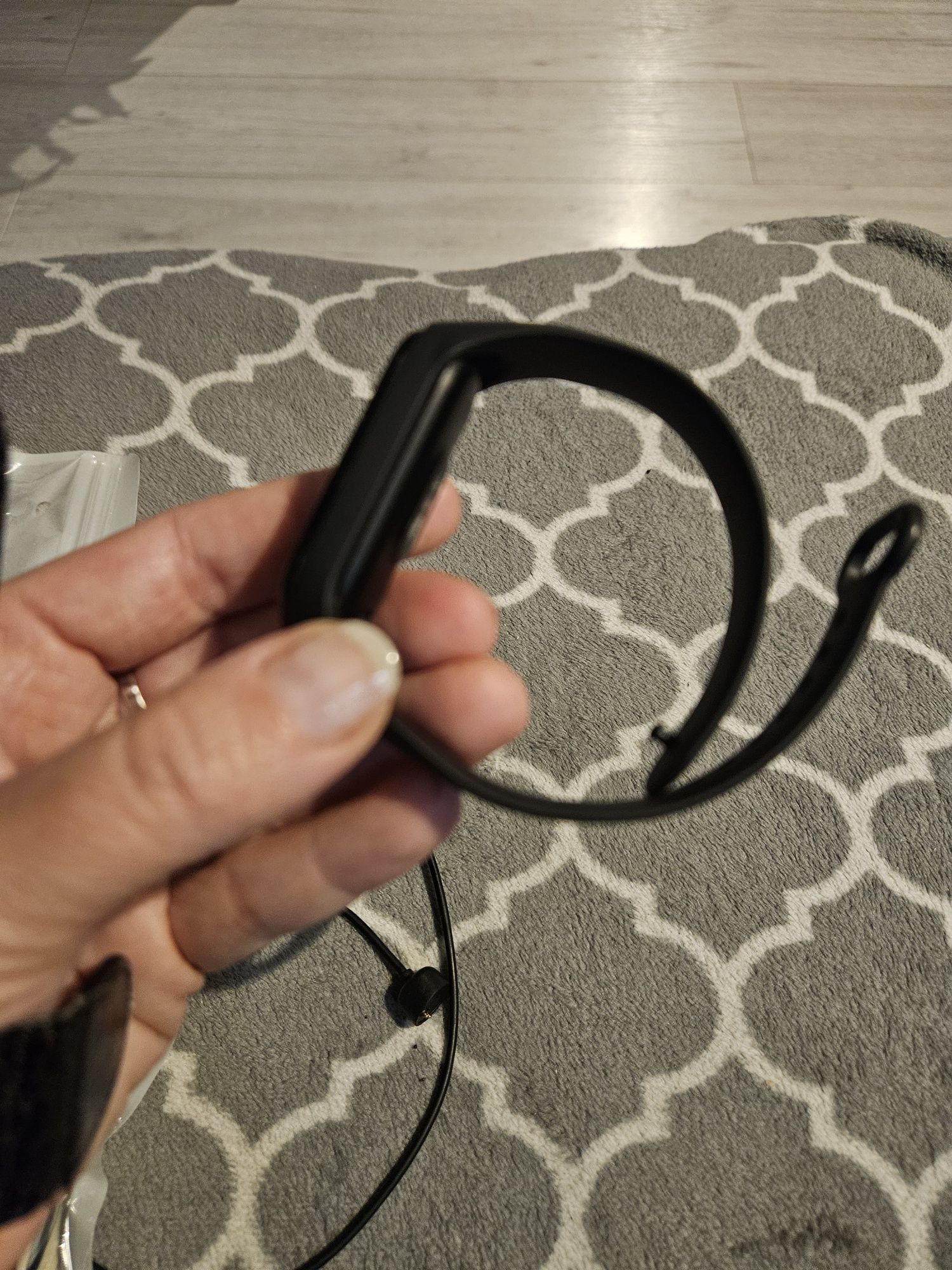 Zegarek mi band 6 z paskami + ładowarka