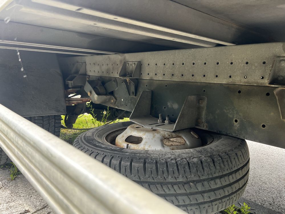 Iveco Daily kontener + winda Bliźniak