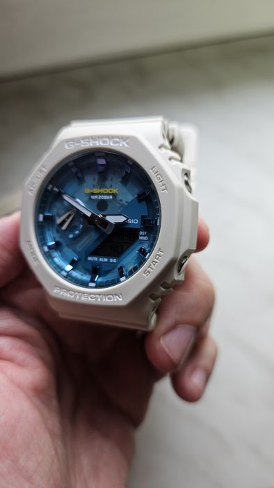 Zegarek Casio G-SHOCK octagon GA-2100AS. Nowy nie używany.
