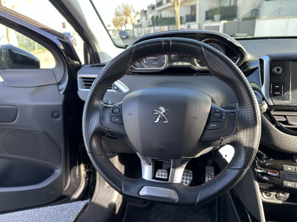 Peugeot 2008 GTline 1.2 130cv