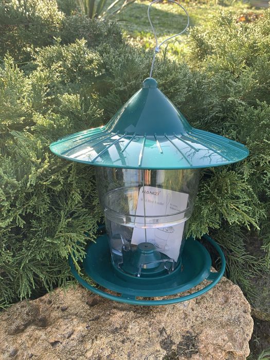 Кормушка для птиц уличная двухсегментная раскладная