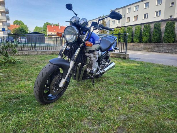 YAMAHA XJR 1300  2002rok