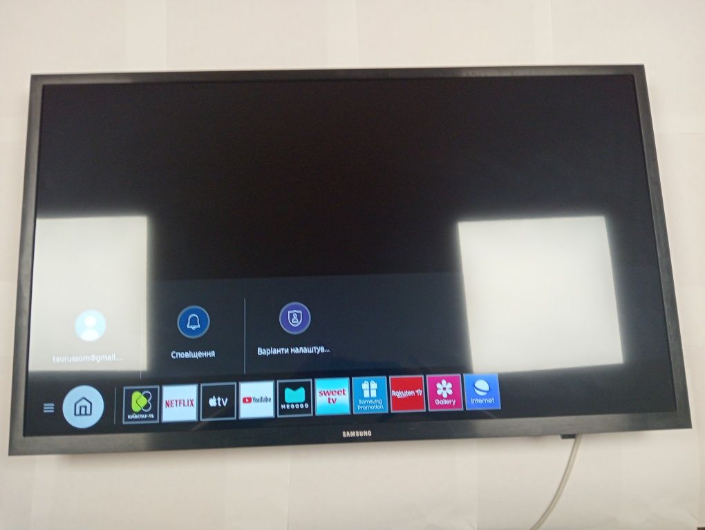 Телевізор Samsung ue32t5300. В чудовому стані