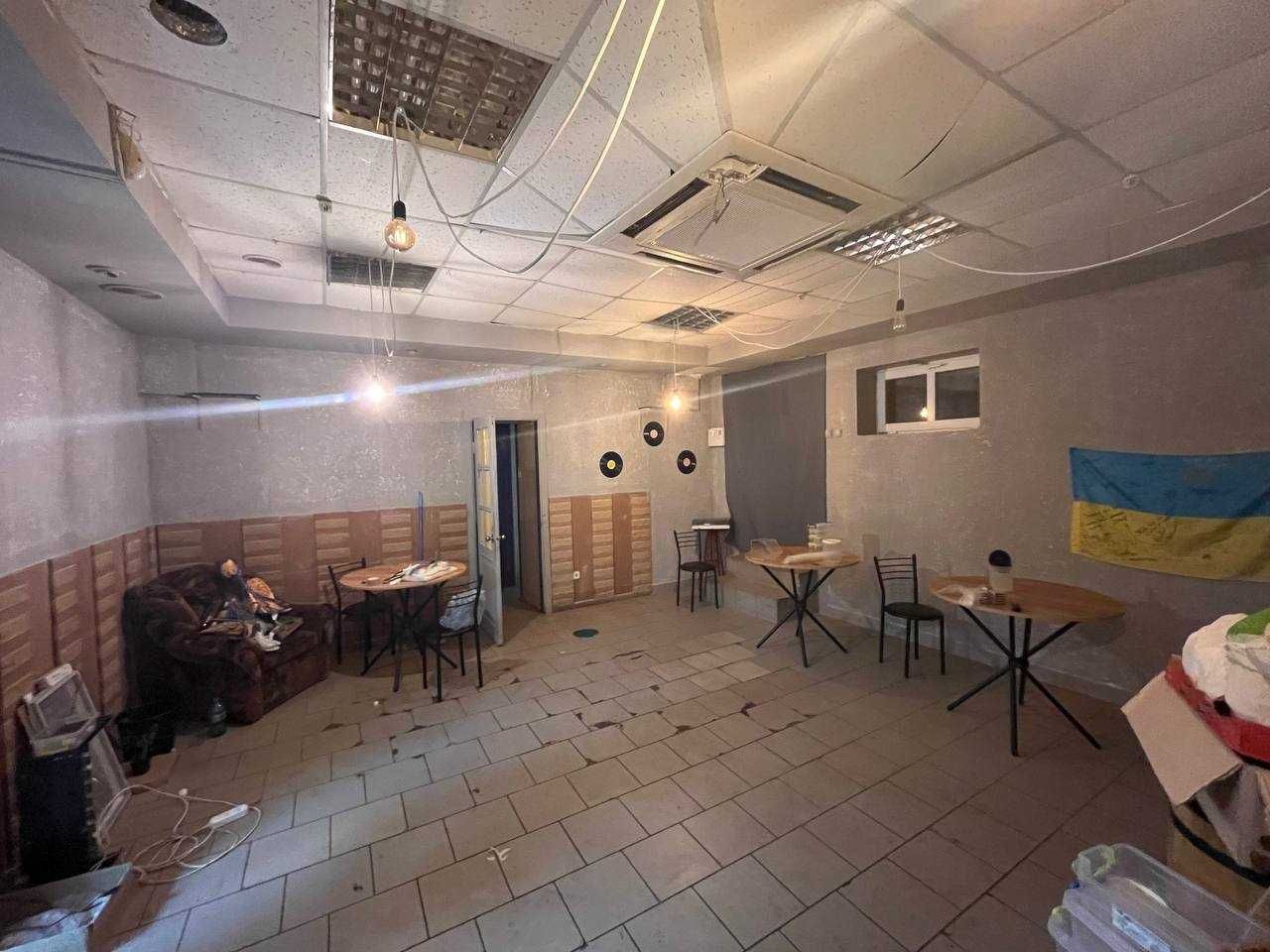 Продаж приміщення за зупинкою, 237 м²