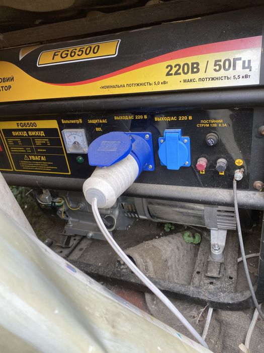 Бензиновий генератор електроенергіі