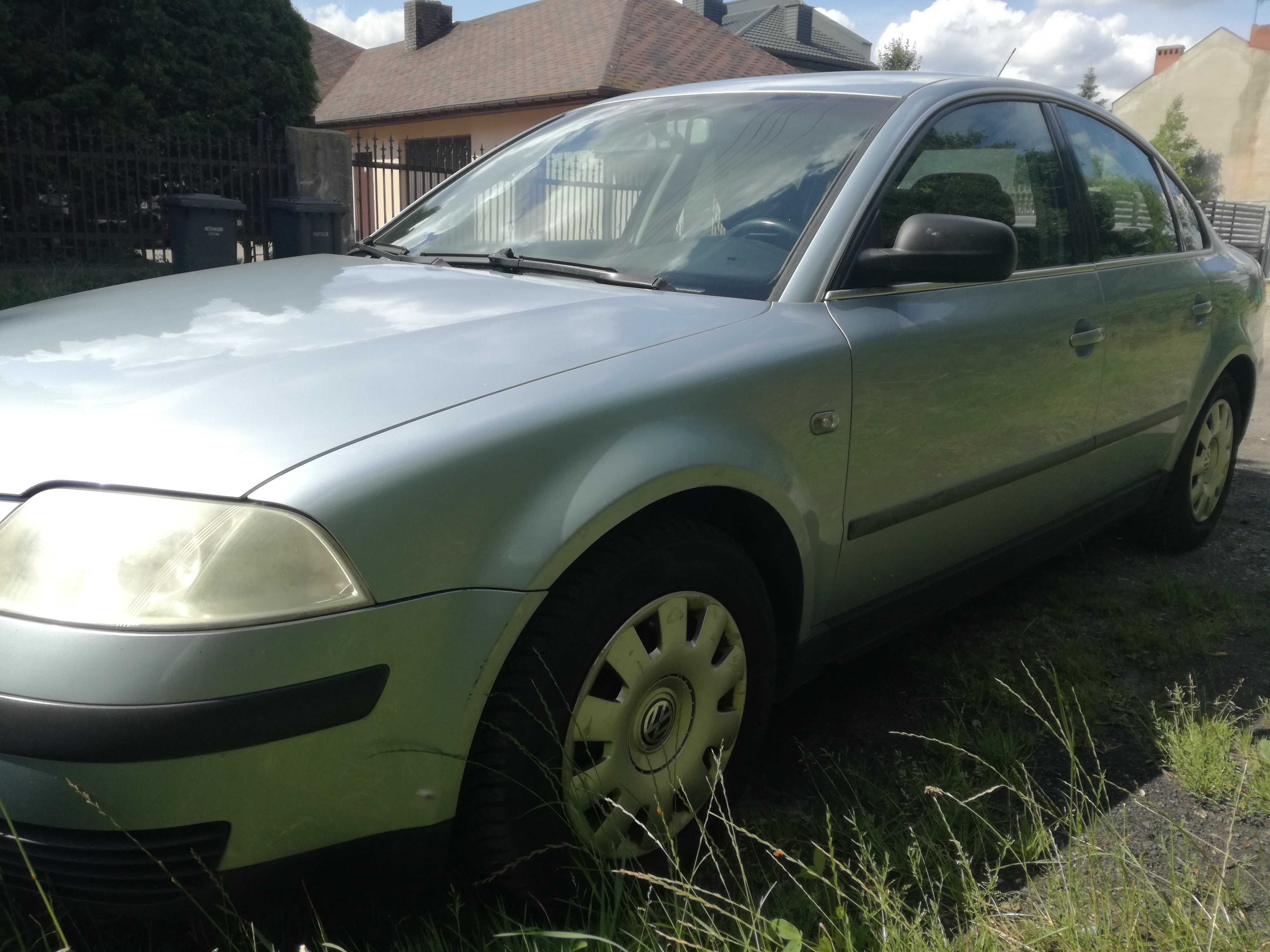 Ładny VW Passat 2.0 benz.klima sedan nowe opony opłaty do 11.12.25