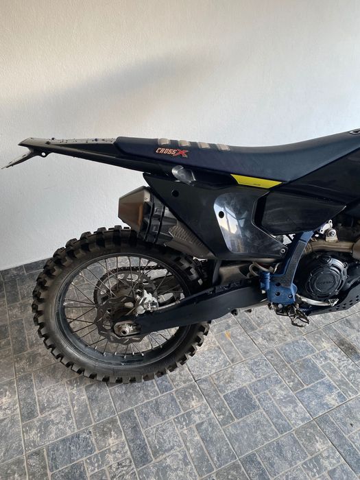 Husqvarna 450 FC matriculada 2023
