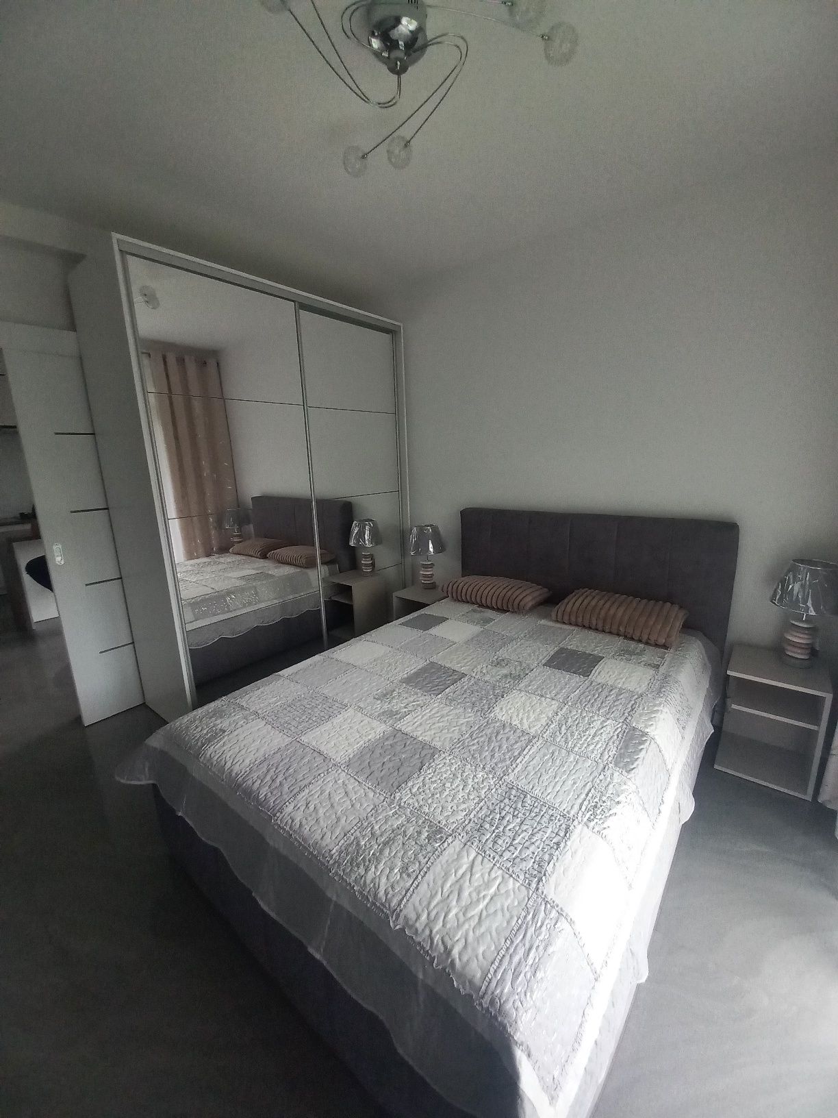 Apartament za parkiem