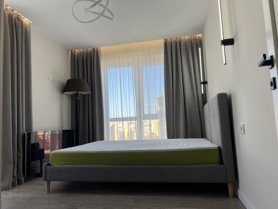 Продається красива 2 кімнатна West Towers