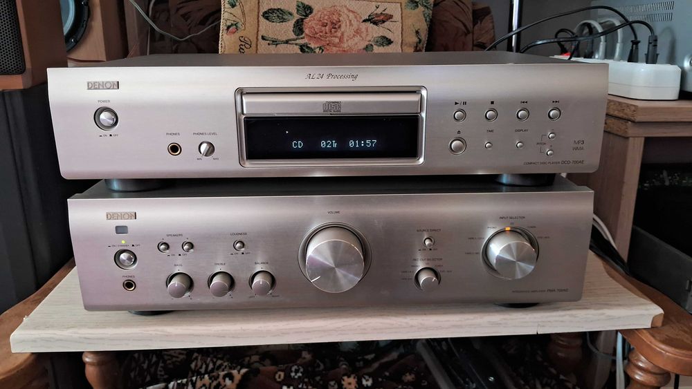 Підсилювач Denon PMA-700AE та CD плеер Denon DCD-700 AE