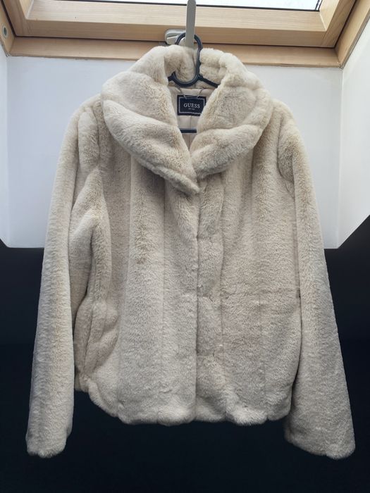 GUESS kurtka płaszcz futro jesienno zimowe