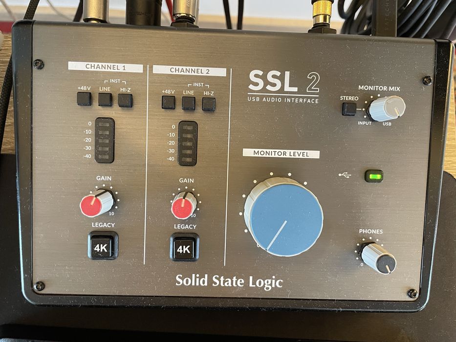 Продам звукову карту SSL 2