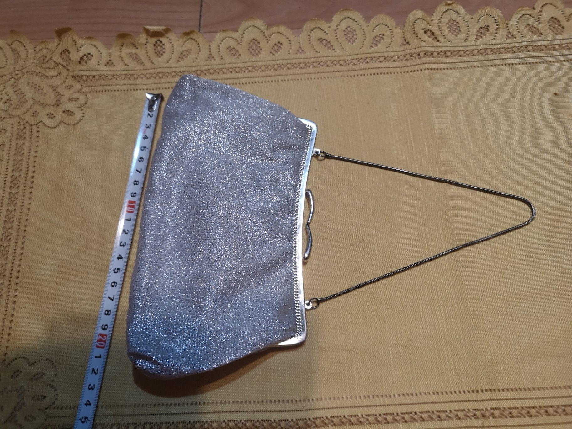 Torebka wieczorowa 22 x 10 kolor srebrny