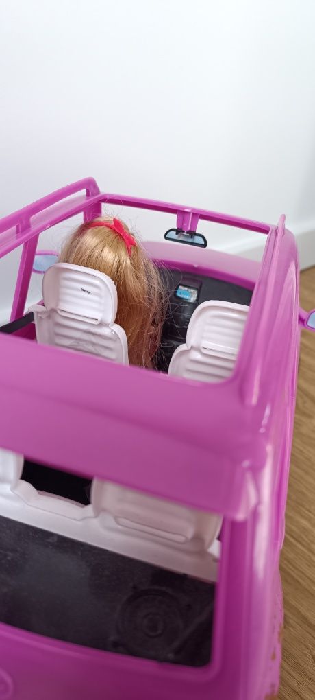 Mattel samochód SUV terenowy i lalka barbie jak nowe