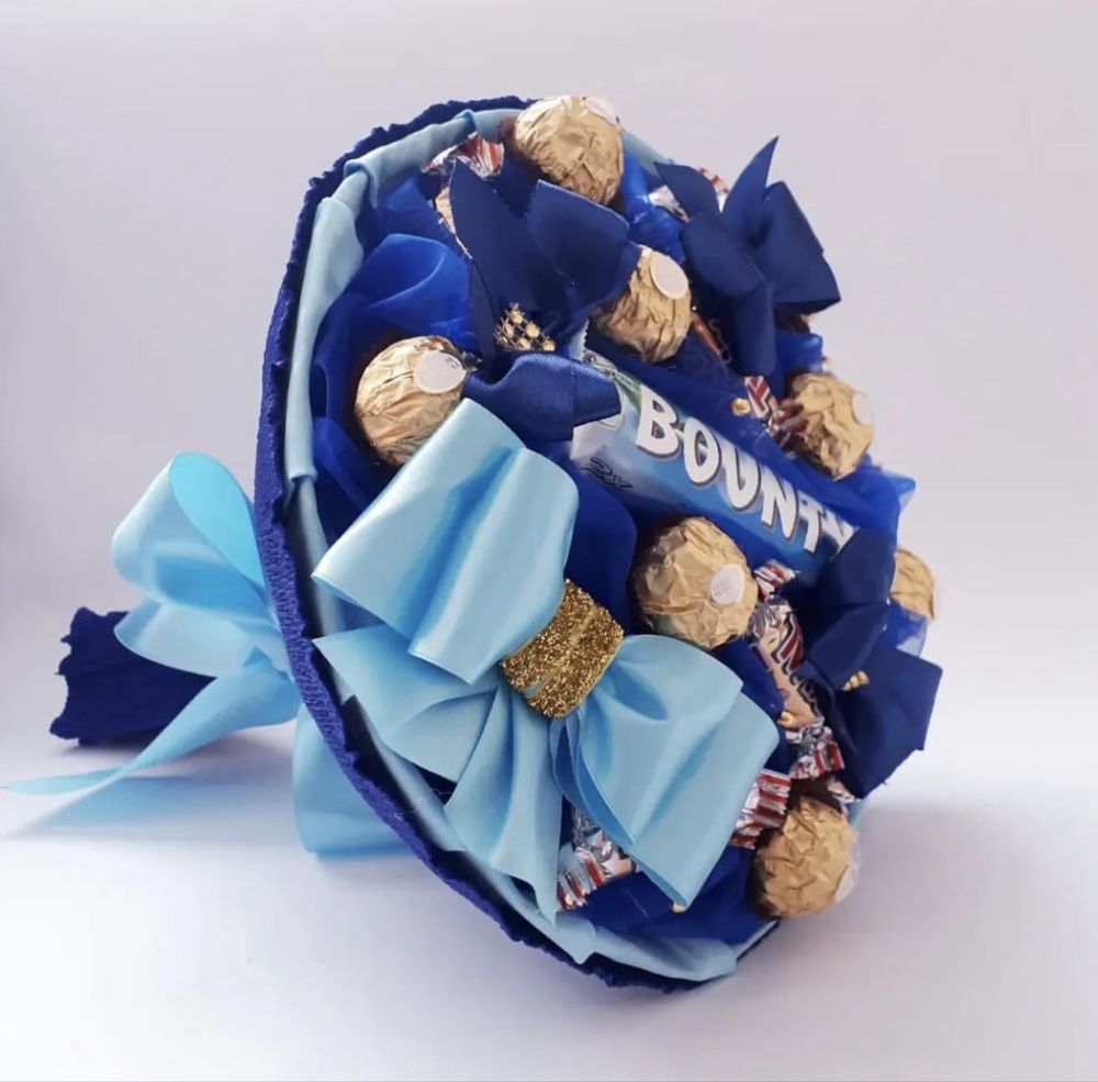Букет із цукерок Ferrero Rocher, солодкий букет, букет из конфет