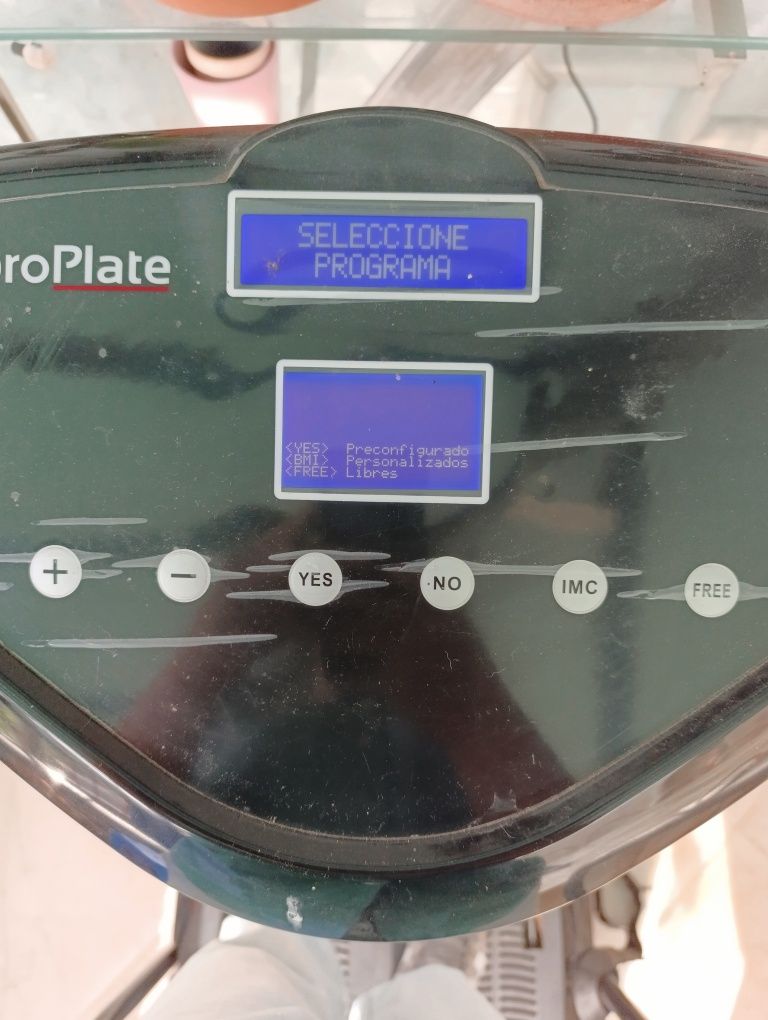 Vibro plate máquina de cardio e  emagrecimento