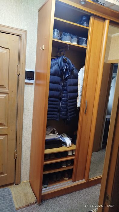Шафа купе в прихожу