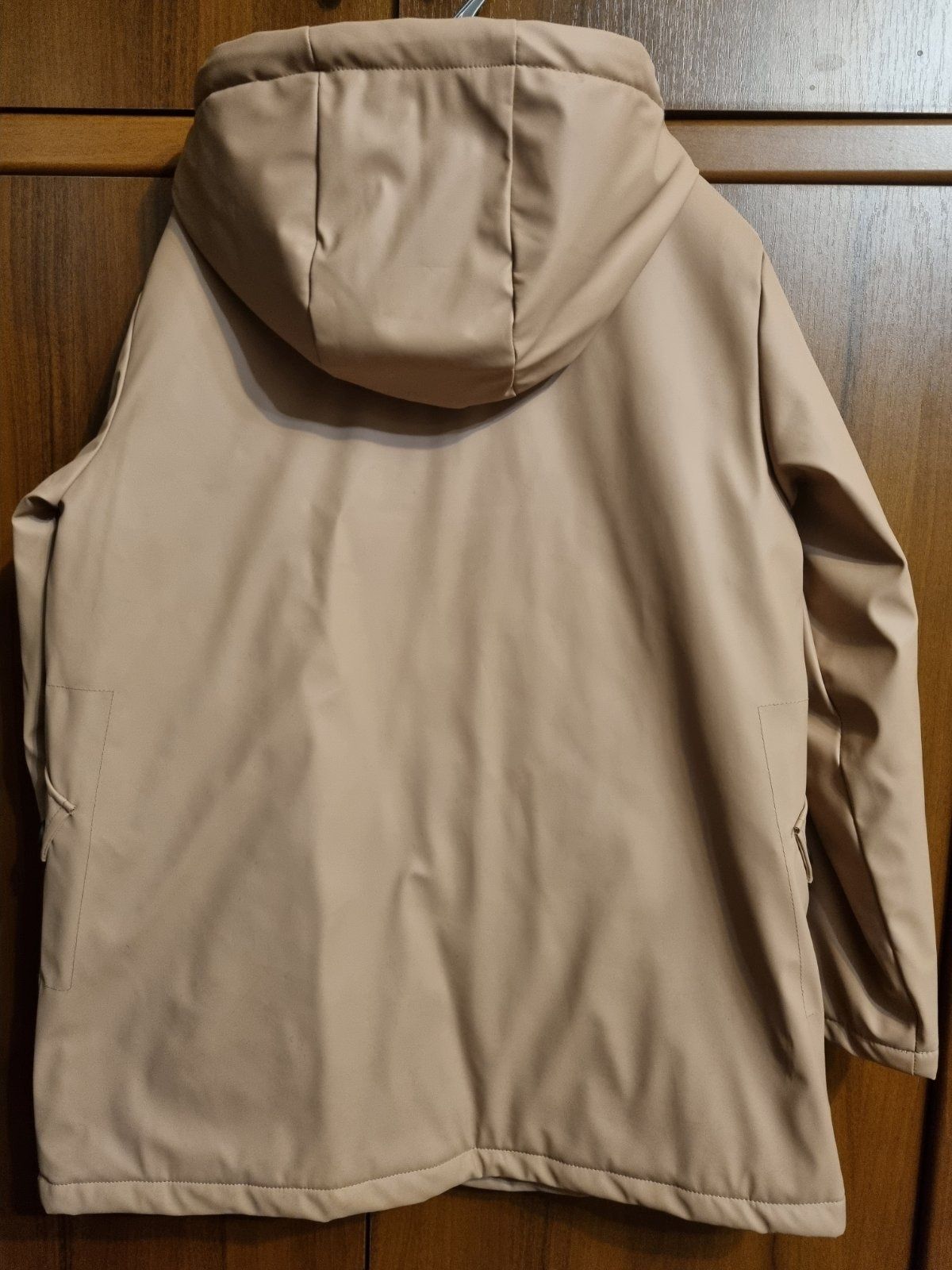Непромокаемая куртка ZARA  (утепленный дождевик)