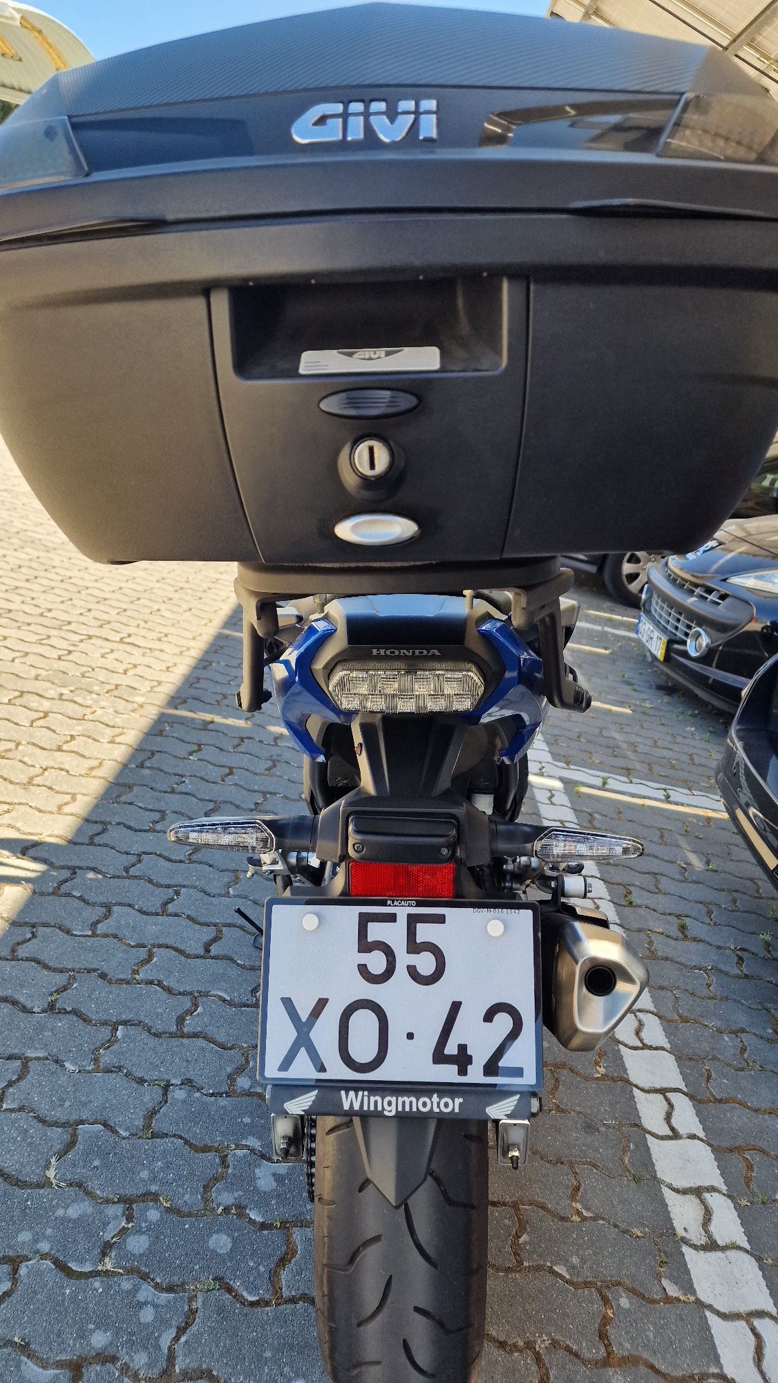 Honda nc750x 18.600kms com extras.