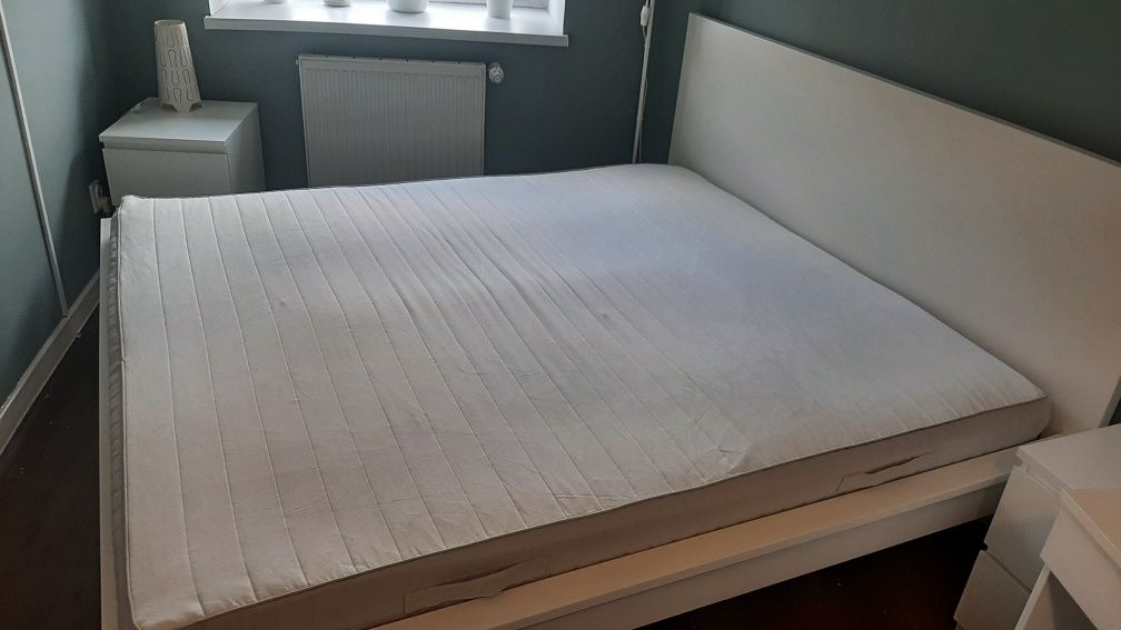 Łóżko sypialniane IKEA +materqc 200x180