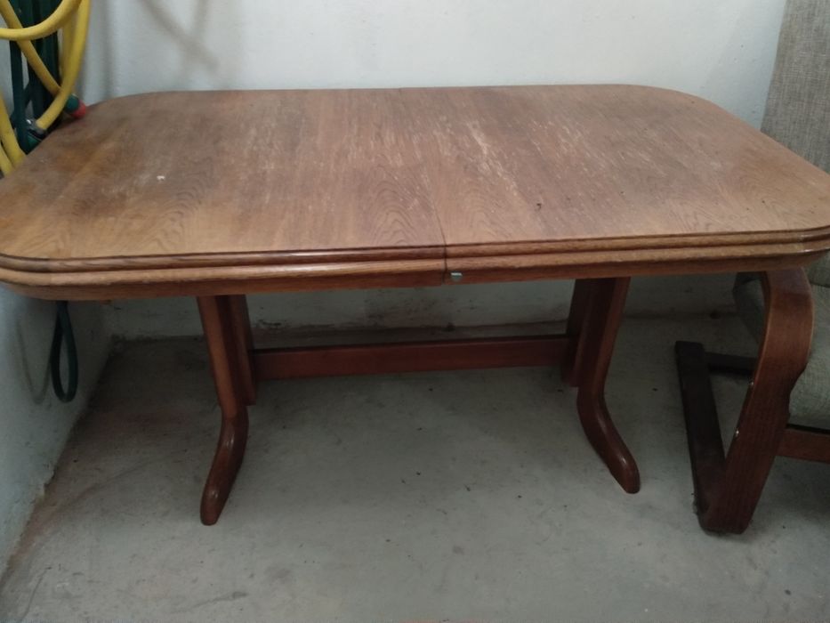 Stół drewniany + 2 fotele