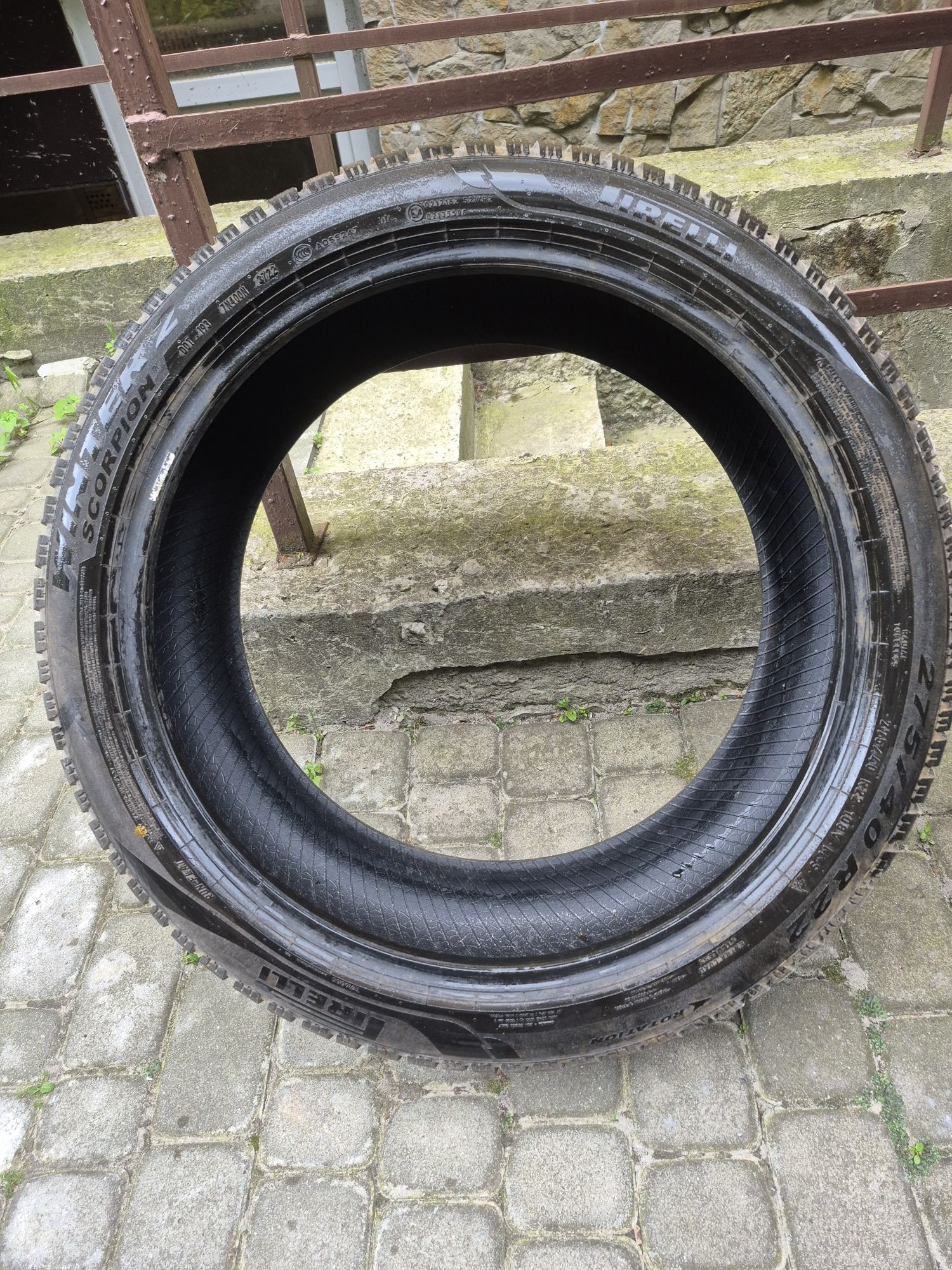 Шини 315 35 r22  275 40  r22 run flat bmv x7