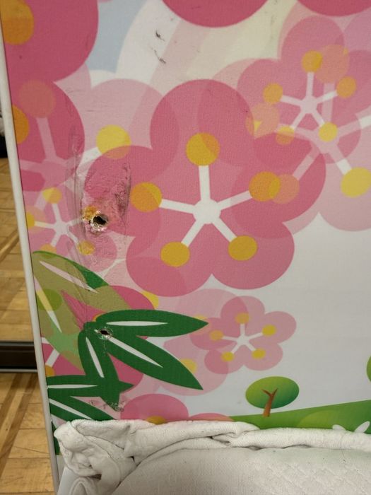 Ліжко та матрац для дівчинки