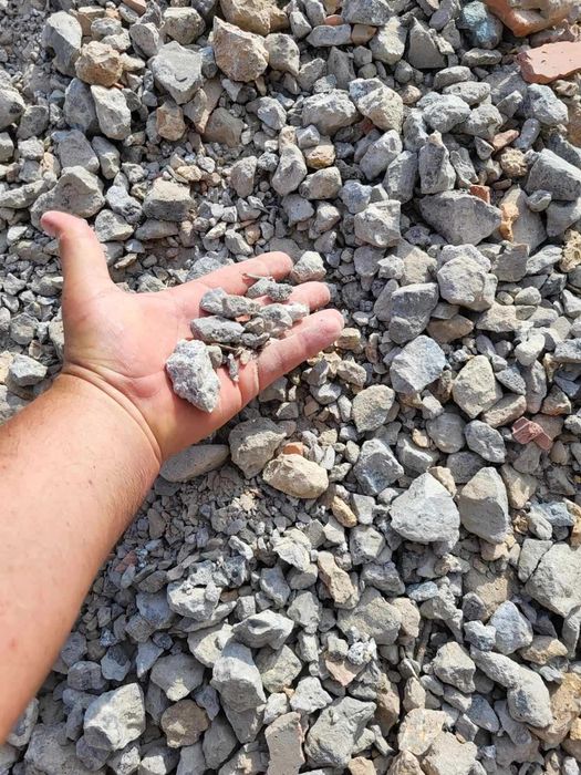 Бут, дробленный бетон, отсев,  подсыпка для дорог